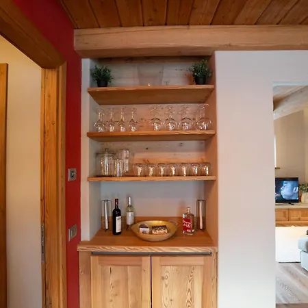 Chalet Fairway *